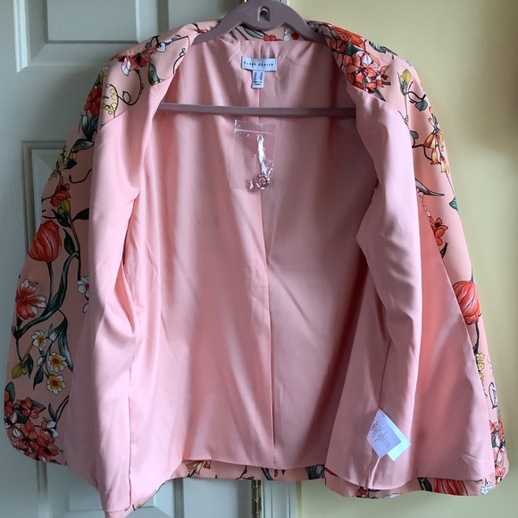 Susan Graver Printed Blazer with Ruched Sleeves Peach Floral SZ 12 - Picture 9 of 16